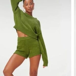 Good American Chunky Sweater Shorts SZ: 3/4